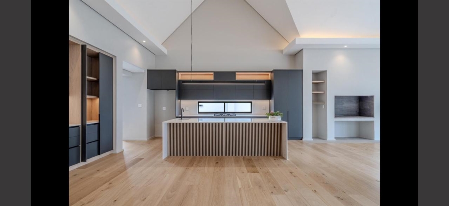 4 Bedroom Property for Sale in Pearl Valley at Val de Vie Western Cape